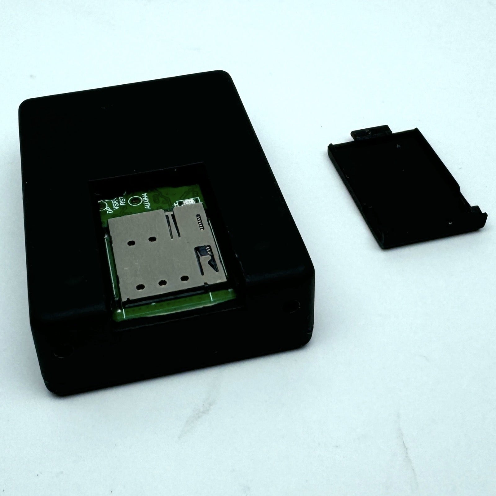 Wireless GSM Audio Monitor 3-4 Days Battery Standby Sensitive Microphone Sound Activated Call Back